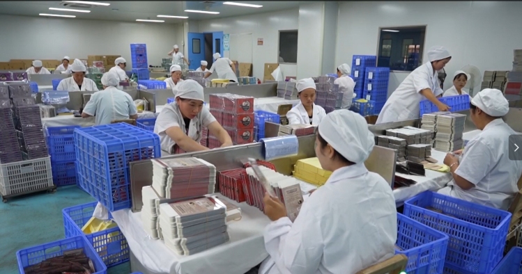 貴州制造丨貴州各地企業(yè)開(kāi)足馬力沖刺年度目標(biāo) 醫(yī)療器械生產(chǎn)